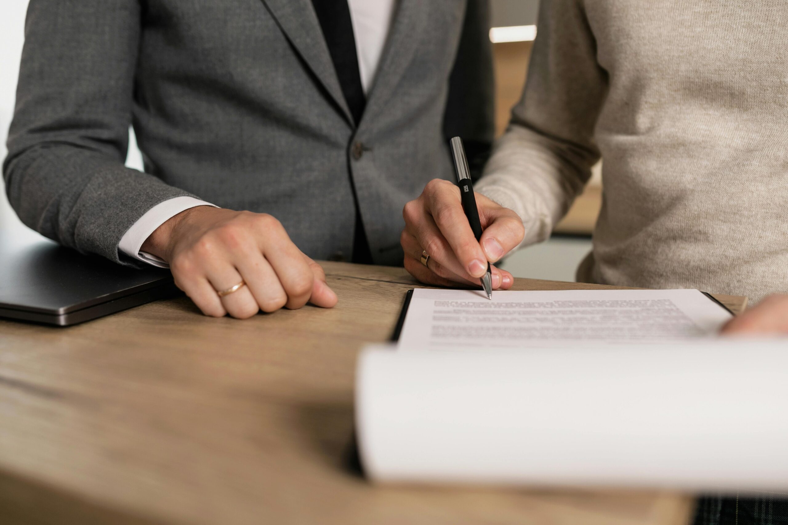 makelaar huub loeffen arnhem contract 